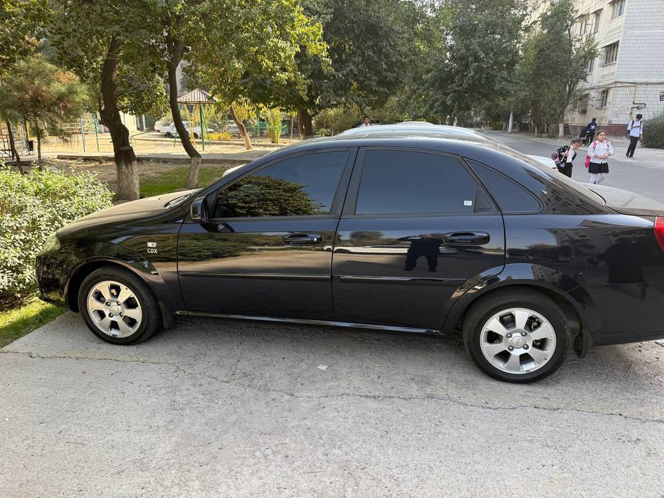 Срочно сотилади жентра идеал холатда узиники