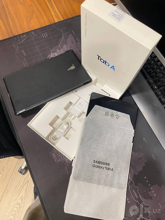 Срочно!!! Планшет Samsung Galaxy Tab A 10.5 (SM-T595]