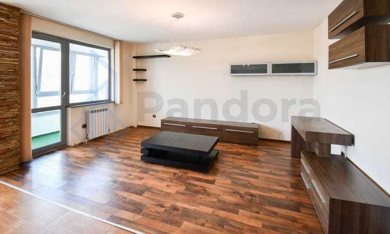 Тристаен апартамент под наем в кв. Гоце Делчев