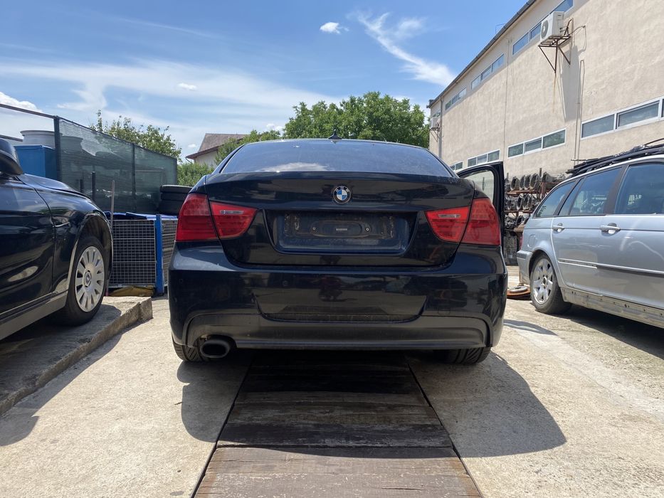 Piese BMW E90 LCI 318d an 2010