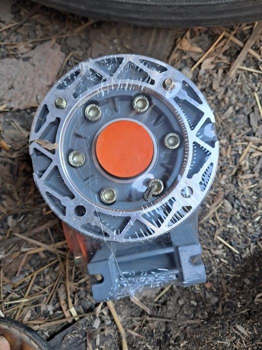 Мотор ассинхронный