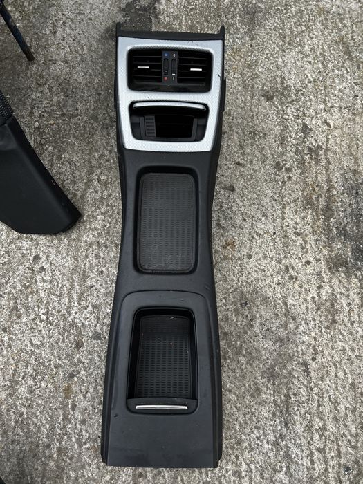 Cotiera spate bmw e92 scrumiera spate e92 grila ventilatie e92