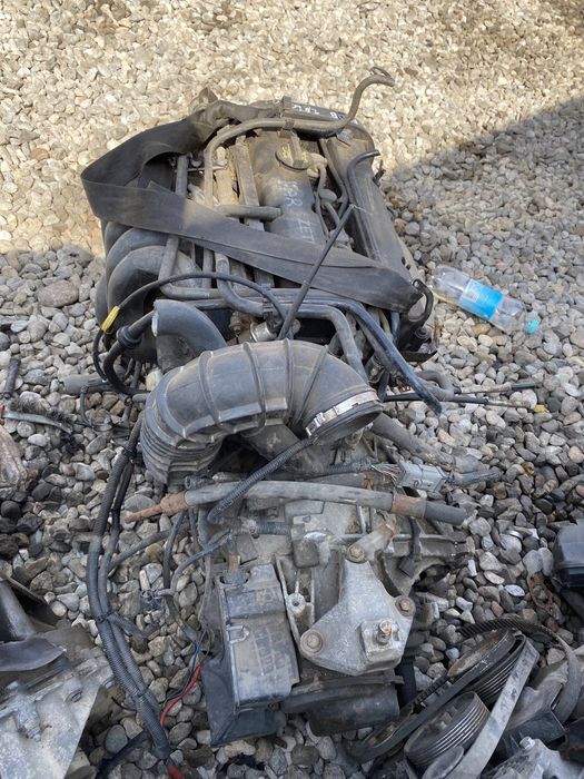 Двигатель Форд FYDB 1.6L