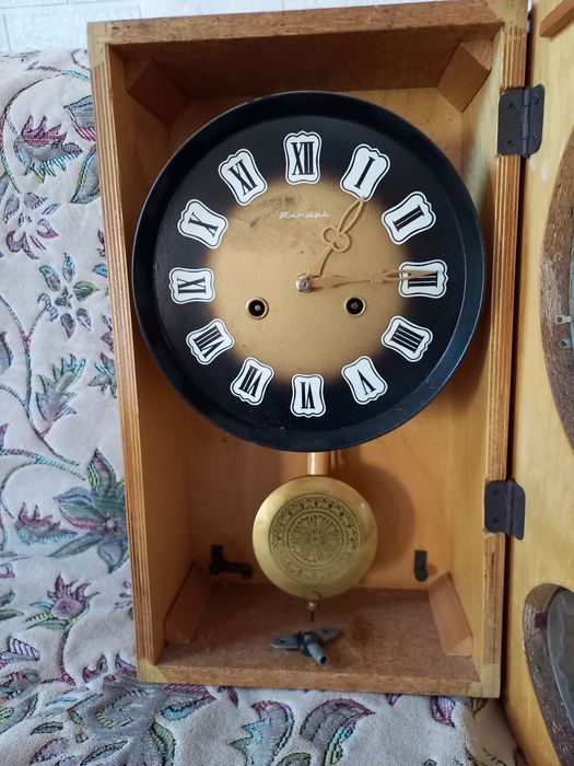 Часы настенные с боем