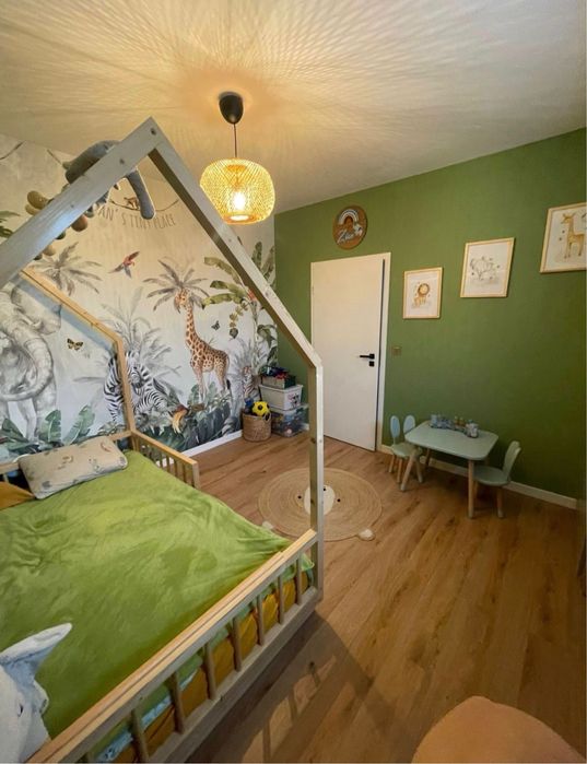 De vanzare apartament 3 camere - 90 mp