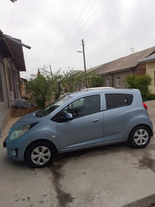 Продам спарк 2015 года поз 2 евро