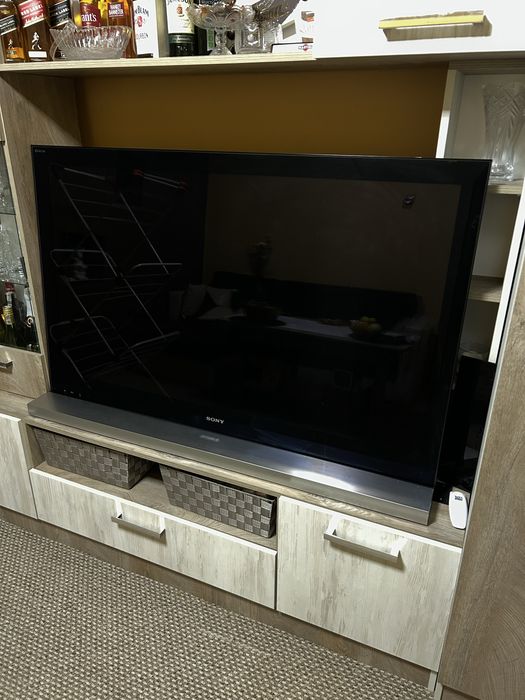 Телевизор Sony Bravia 52”