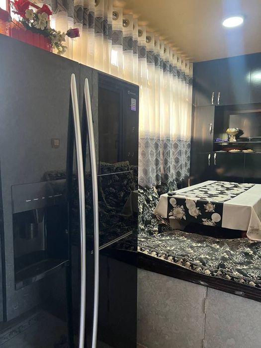 Qora qamish 2/1 3-xona evro remont kvartira sotiladi