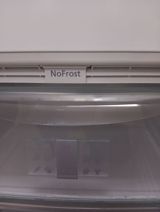 Иноксов хладилник с фризер Liebherr Made in Germany 2 години Гаранция