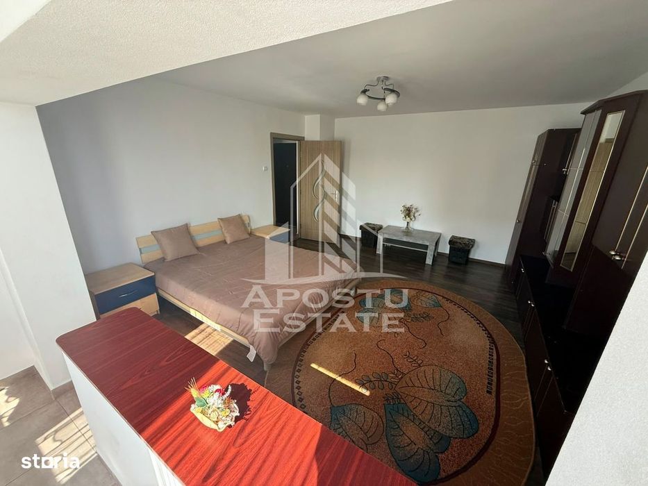 Apartament cu o camera, centrala proprie,  zona Steaua.