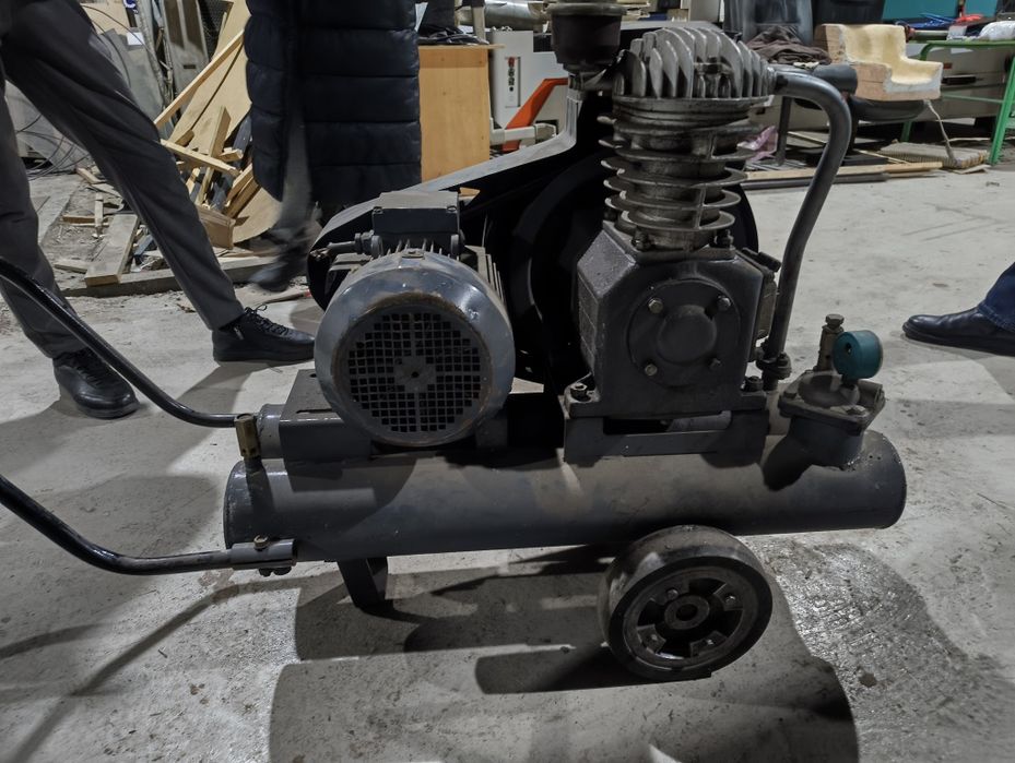 Компрессор СО-7Б