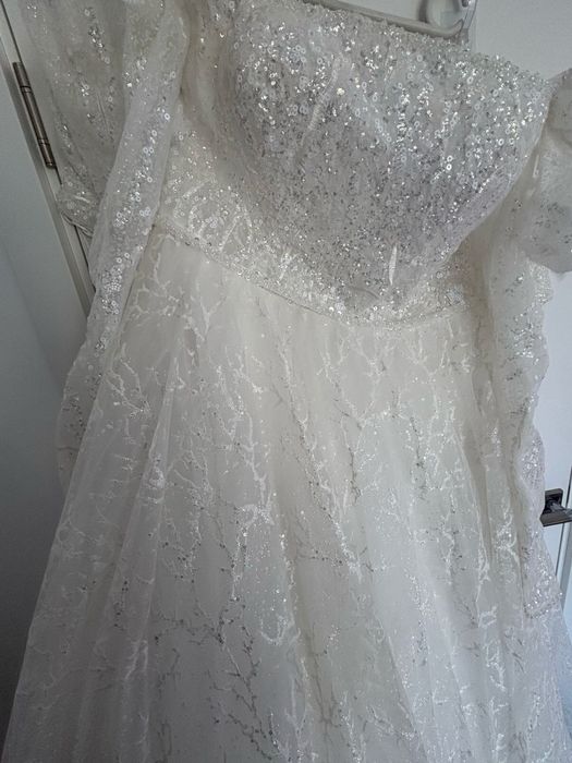 Продам свадебное платье