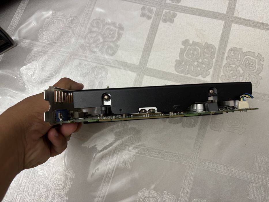 Продам видеокарту GTS 450