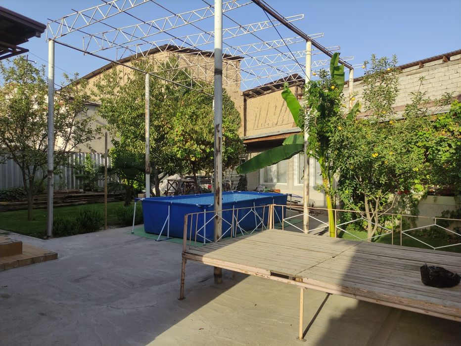 Продается участок, первая линия вдоль оживленной трассы. Под бизнес.