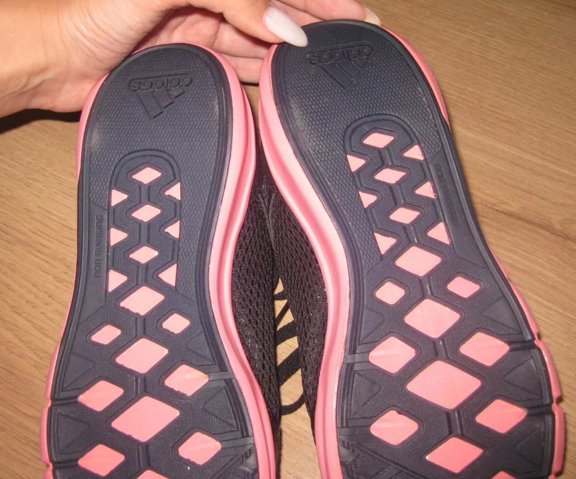 Adidas Niraya кроссовки новые абсолютно