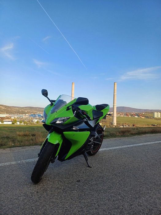 Yamaha YZF R125 2014