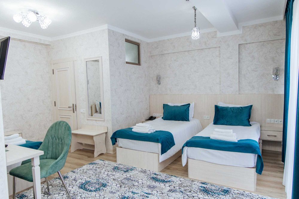 Мехмонхона, гостиница "MERCURI-MERIDIAN" в центре города. Бухара.HOTEL