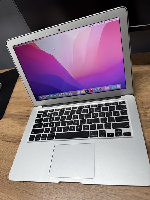 MacBook Air 2017 гтд core i5 , озу 8