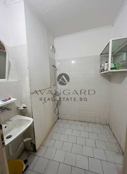 Продава се Тристаен апартамент в Пловдив, Тракия - 68 кв.м за 956 €/кв.м - Снимка #5