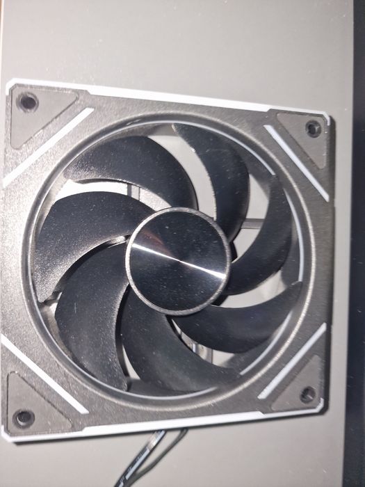 Kit 5 buc ventilatoare argb prism tip lianli 120mm