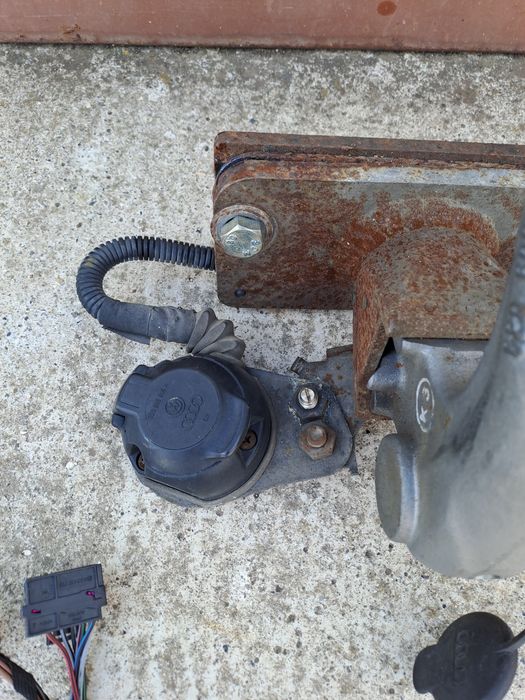 Теглич.За Ауди А3