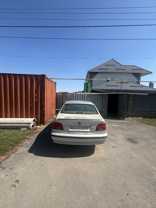 Продам BMW E39 525 , 1999 год