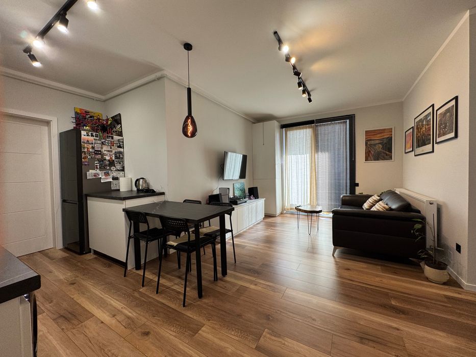 Apartament cu 2 camere de inchiriat, parcare subterana si exterioara