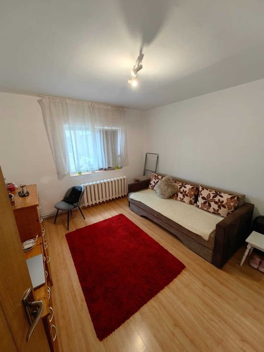 Ofer spre închiriat apartament de 2 camere, în Sfântu Gheorghe