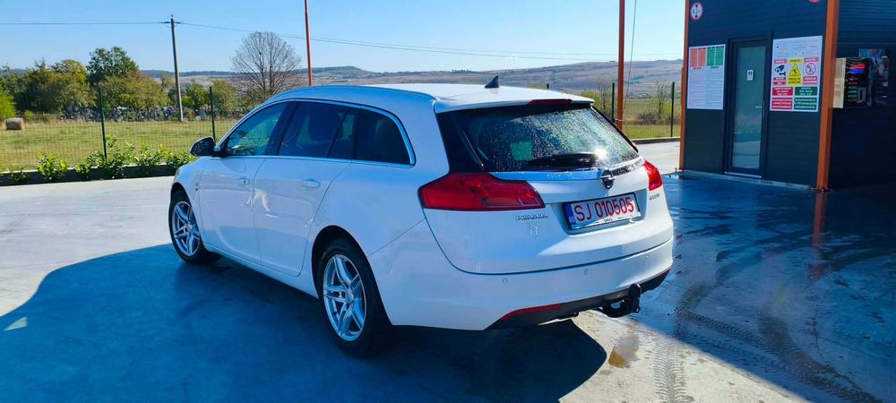 Opel insignia 2012