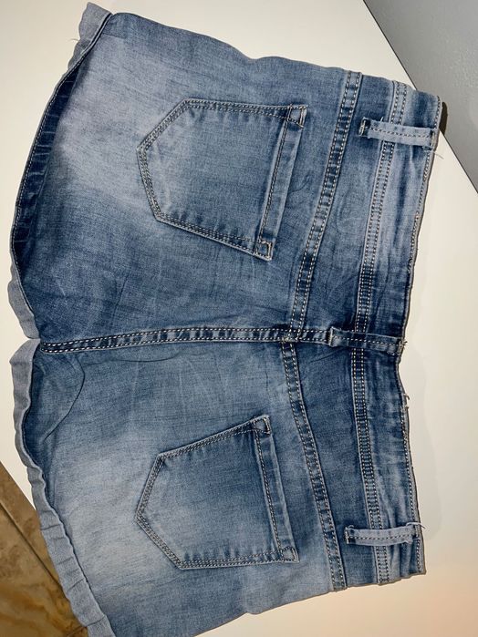 Дамски дънкови панталонки