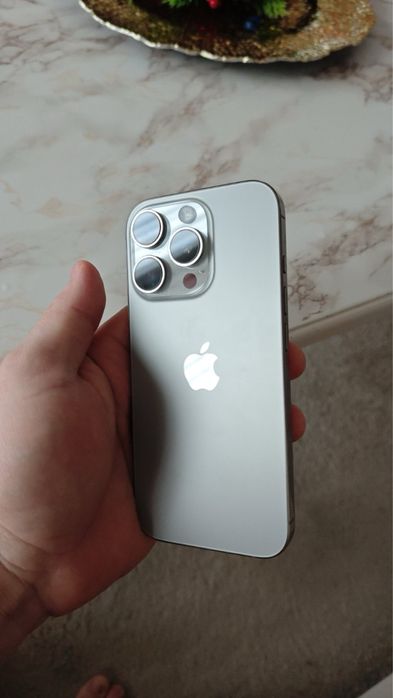 Aiphon 16 pro Natural Titanium Бартер!!!