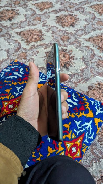 OnePlus 10 pro sotiladi