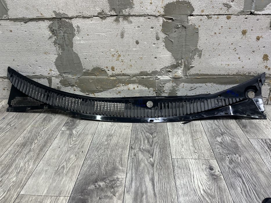 Жабо на Мазду 323