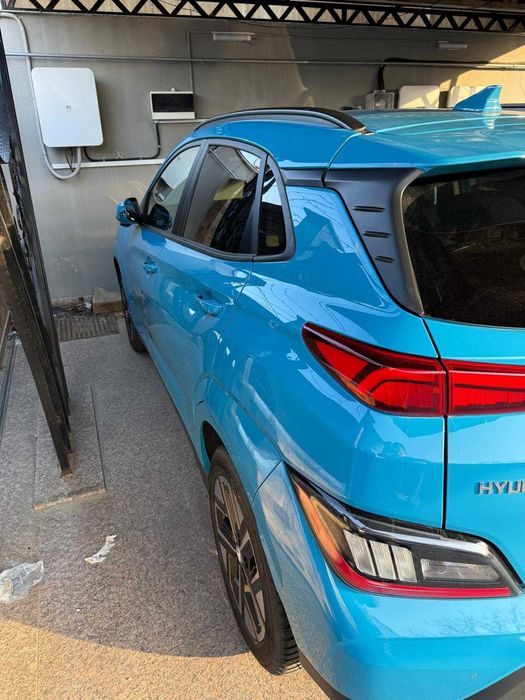 Hyundai KONA Electric 136CP - 8500 km, motorizare full electric