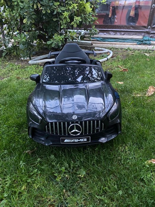 Акумулаторна кола Mercedes AMG GTR, 12V с дистанционно управление