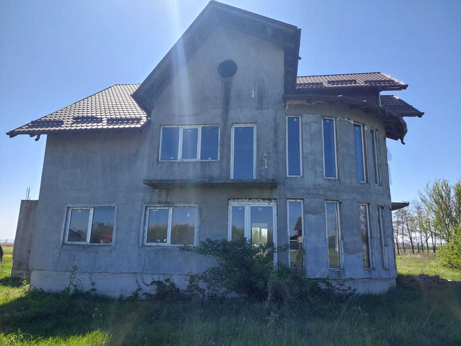 Casa P+M  semifinisat S construita la sol 182 mp + teren 2452 mp