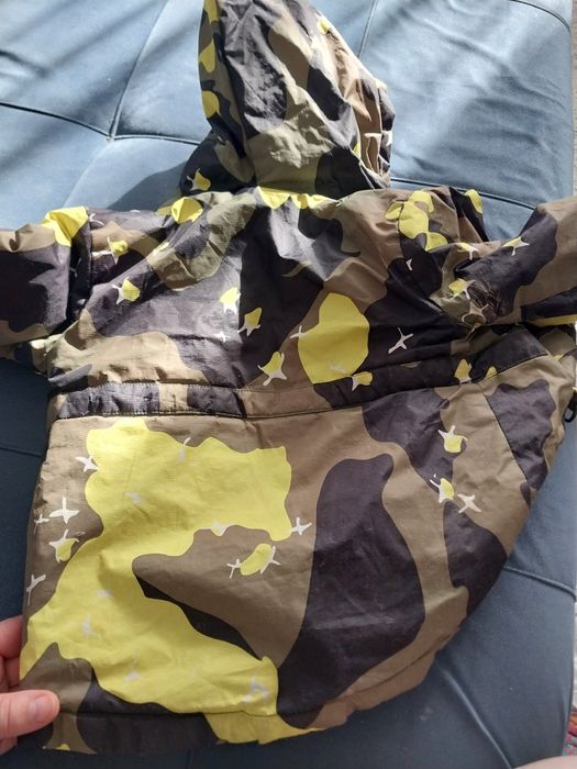 Куртка демисезонная.