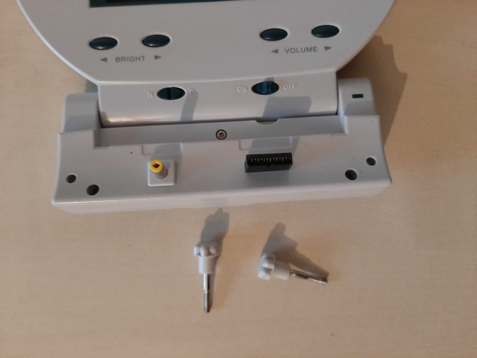 Монитор Thrustmaster XL Screenmate за Sony PSone – Работи отлично