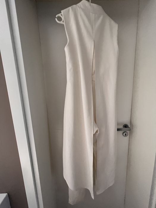 Бял гащеризон с наметало