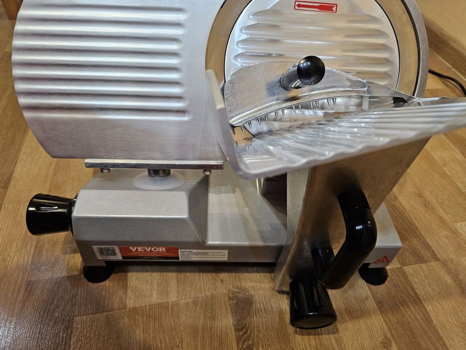 Колбасорезачка Слайсер