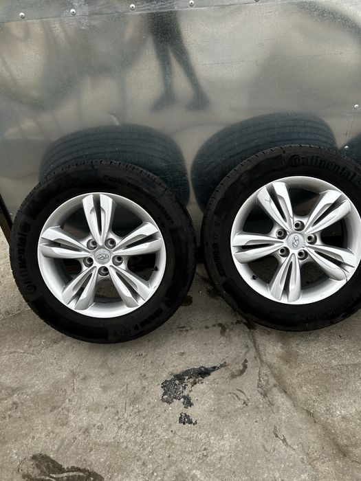 Оригинални джанти Hyundai с гуми 5х114.3 17цола