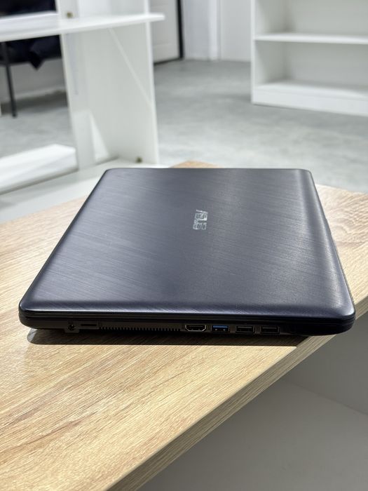 Ноутбук Asus Vivibook X543U