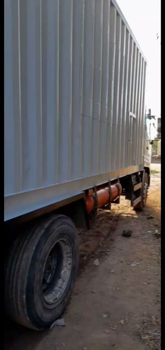 Howo V5, ideal. Variantga ham beriladi.