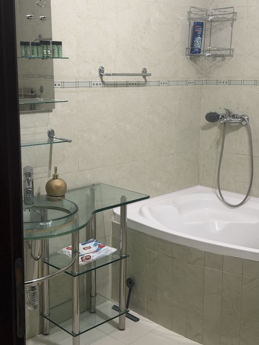 Inchiriere apartament 3 camere militari