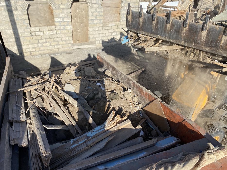 вывоз мусора на камазе