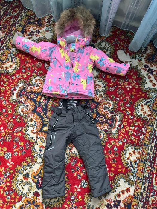 Продам зимние.комбенезон и шапку