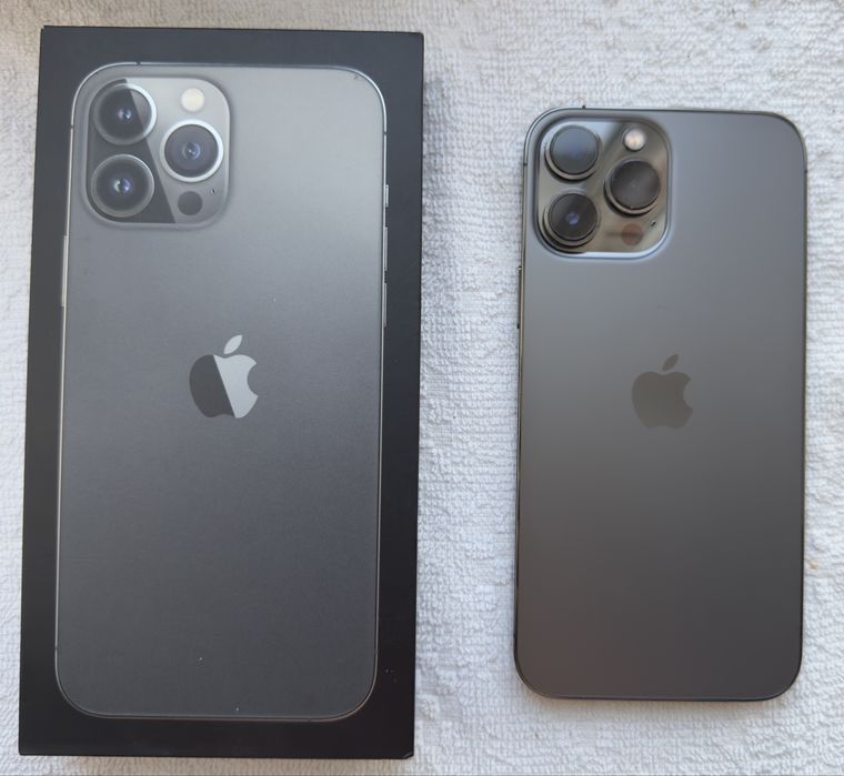 Продам Айфон 13 про макс 128 г