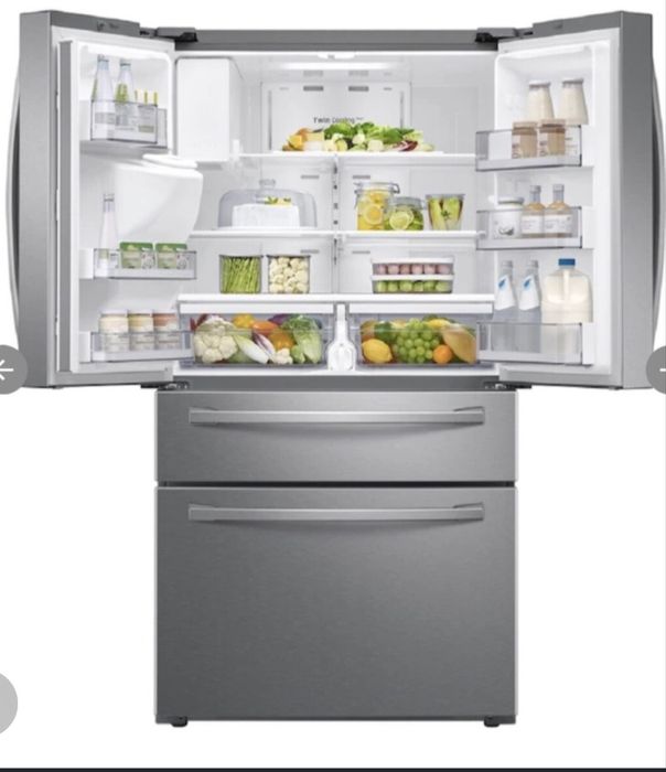 Холодильник Samsung. Большой. Side-by-Side
