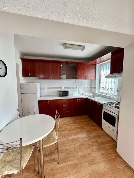 Apartament 3 camere, etaj 3 – Caragiale