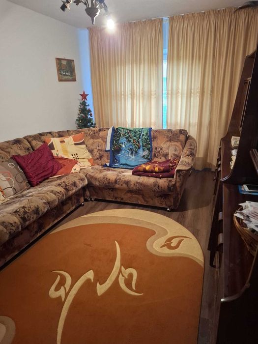 Apartament cu 3 camere